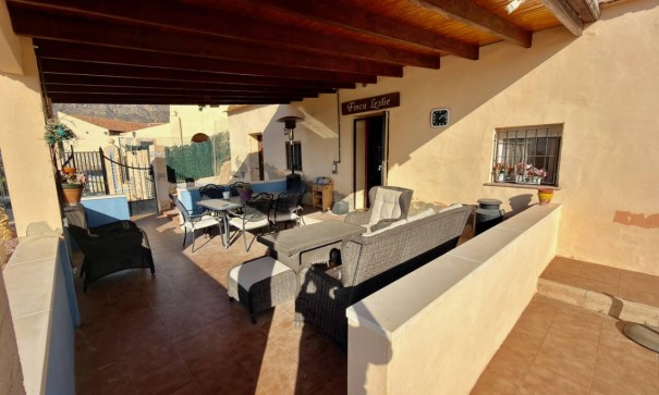 Sale - Finca Country Property -
Orihuela