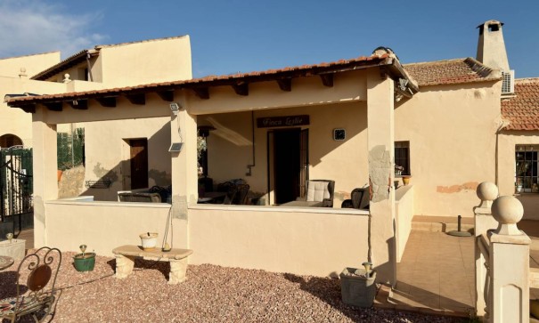 Sale - Finca Country Property -
Orihuela