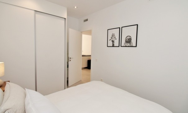 Venta - Casa de pueblo -
Pilar de la Horadada