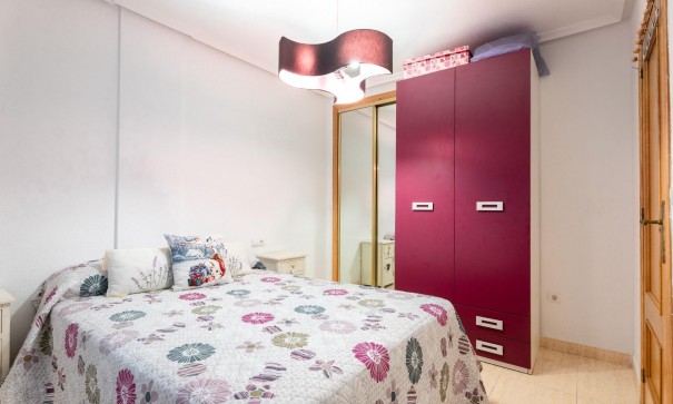 Herverkoop - Apartement Flat -
Torrevieja - Parque de las Naciones