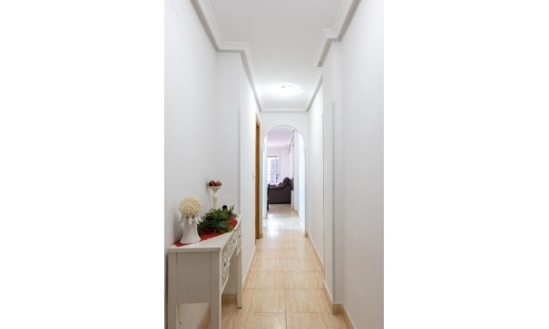 Herverkoop - Apartement Flat -
Torrevieja - Parque de las Naciones