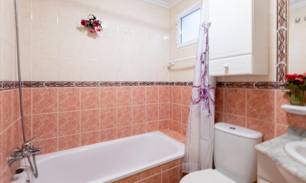 Herverkoop - Apartement Flat -
Torrevieja - Parque de las Naciones