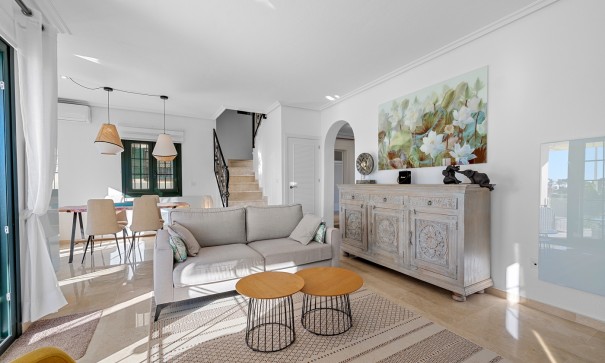 Videresalg - Villa - Fritliggende -
Orihuela Costa - Los Dolses*