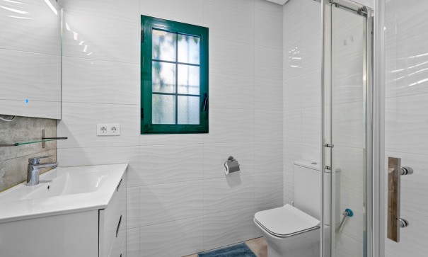 Videresalg - Villa - Fritliggende -
Orihuela Costa - Los Dolses*