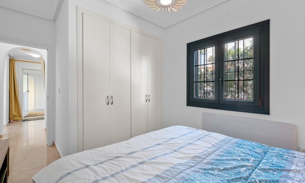 Videresalg - Villa - Fritliggende -
Orihuela Costa - Los Dolses*