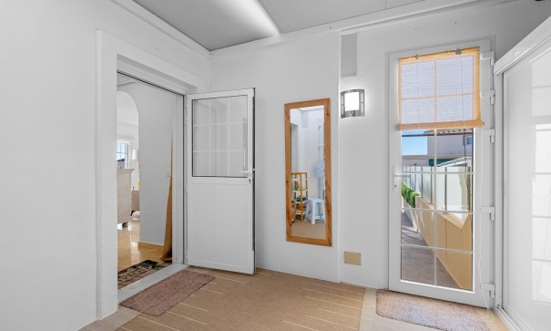 Videresalg - Villa - Fritliggende -
Orihuela Costa - Los Dolses*