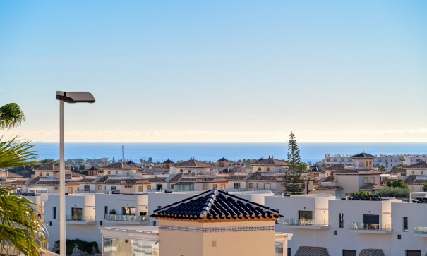 Videresalg - Villa - Fritliggende -
Orihuela Costa - Los Dolses*