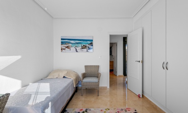 Videresalg - Villa - Fritliggende -
Orihuela Costa - Los Dolses*