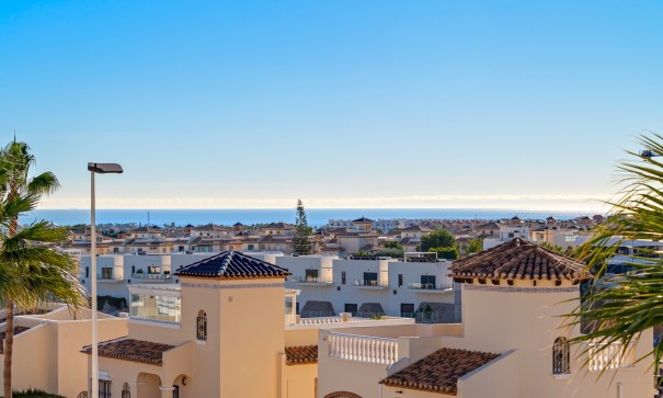 Videresalg - Villa - Fritliggende -
Orihuela Costa - Los Dolses*