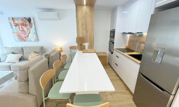 Herverkoop - Apartement Flat -
Torrevieja - Punta Prima