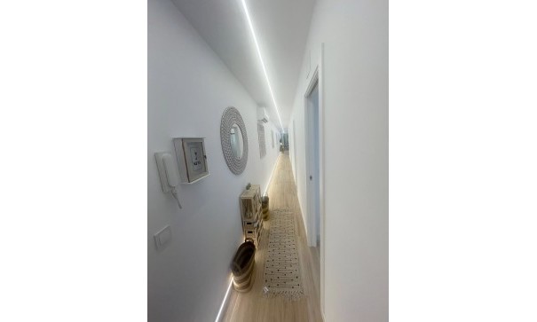 Herverkoop - Apartement Flat -
Torrevieja - Punta Prima