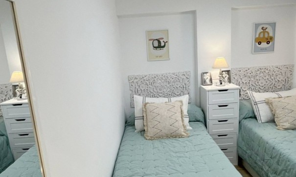 Herverkoop - Apartement Flat -
Torrevieja - Punta Prima