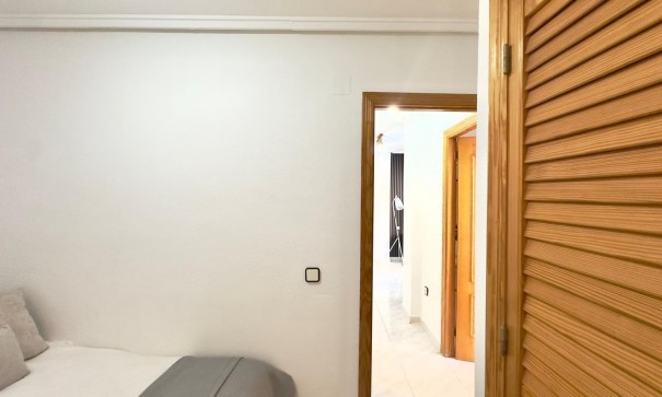 Återförsäljning - Lägenhet lägenhet -
Torrevieja - Playa del cura