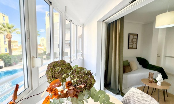 Återförsäljning - Lägenhet lägenhet -
Torrevieja - Playa del cura