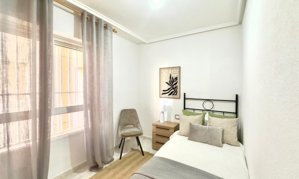 Återförsäljning - Lägenhet lägenhet -
Torrevieja - Playa del cura