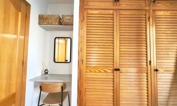 Återförsäljning - Lägenhet lägenhet -
Torrevieja - Playa del cura