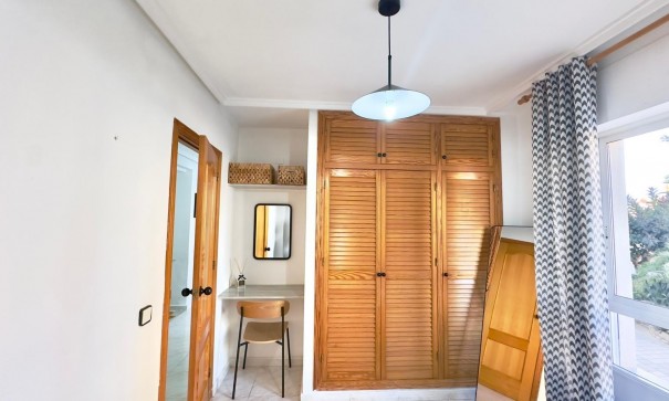 Återförsäljning - Lägenhet lägenhet -
Torrevieja - Playa del cura