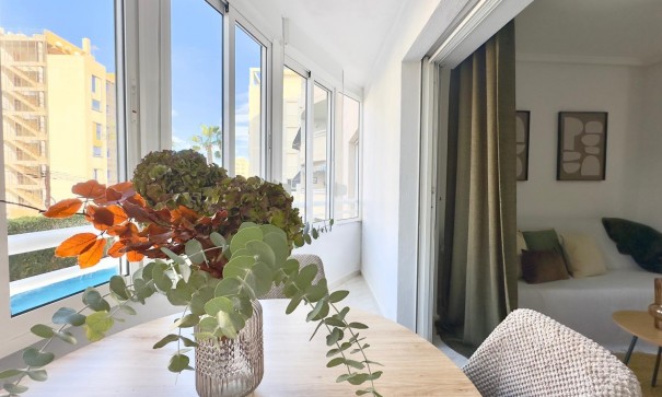 Återförsäljning - Lägenhet lägenhet -
Torrevieja - Playa del cura