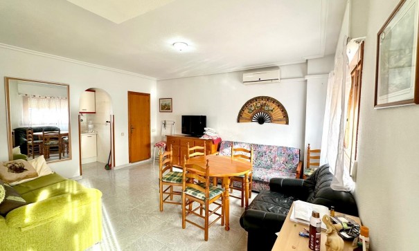 Sale - Apartment Flat -
Torrevieja - Playa del cura