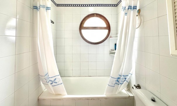 Sale - Apartment Flat -
Torrevieja - Playa del cura