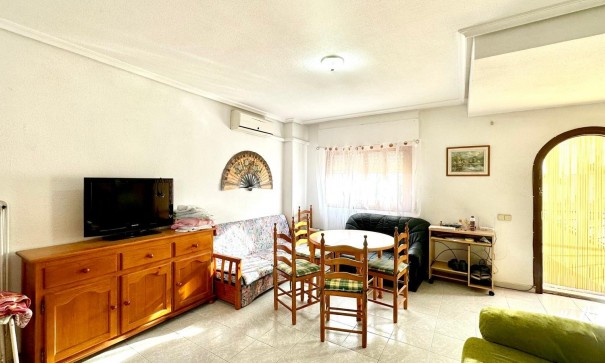 Sale - Apartment Flat -
Torrevieja - Playa del cura