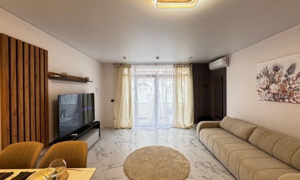 Revente - Appartement -
Torrevieja - La Siesta - El Salado - Torreta