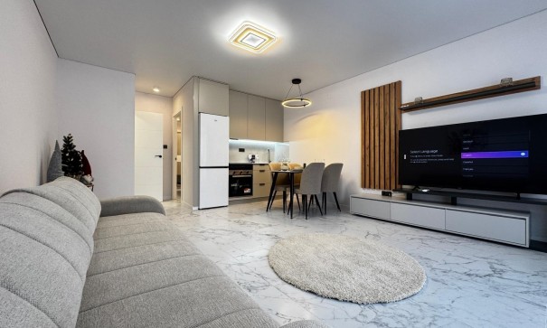 Revente - Appartement -
Torrevieja - La Siesta - El Salado - Torreta