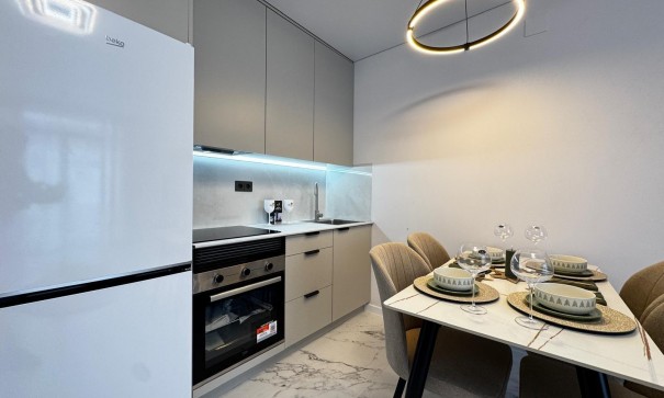 Revente - Appartement -
Torrevieja - La Siesta - El Salado - Torreta