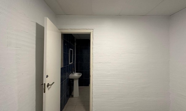 Resale - Kommerziell -
Torrevieja - Paseo maritimo