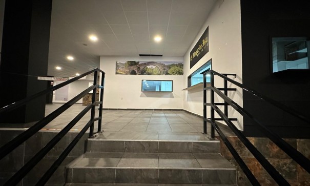 Resale - Kommerziell -
Torrevieja - Paseo maritimo