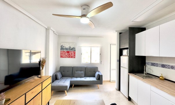 Videresalg - Lejlighed lejlighed -
Torrevieja - Centro