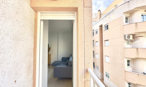 Videresalg - Lejlighed lejlighed -
Torrevieja - Centro