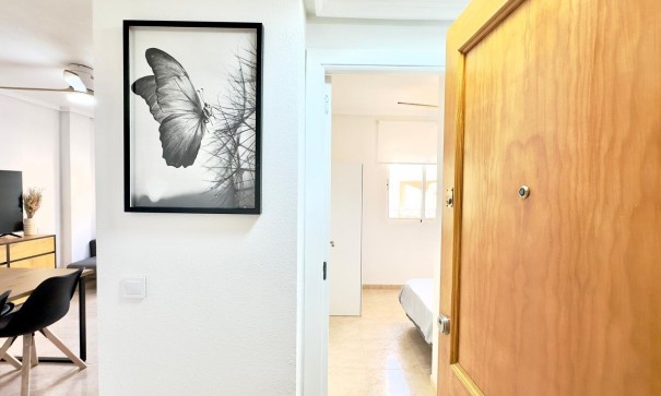 Videresalg - Lejlighed lejlighed -
Torrevieja - Centro