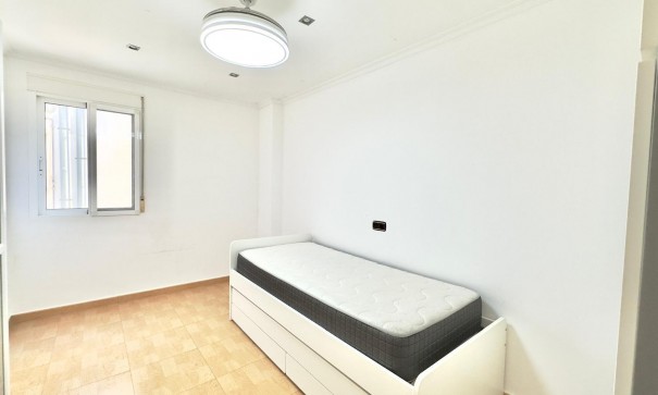 Sprzedaż - Apartament mieszkanie -
Torrevieja - Centro