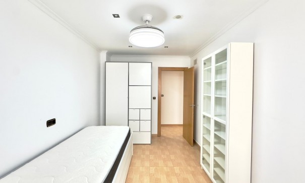 Sprzedaż - Apartament mieszkanie -
Torrevieja - Centro