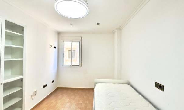 Sprzedaż - Apartament mieszkanie -
Torrevieja - Centro