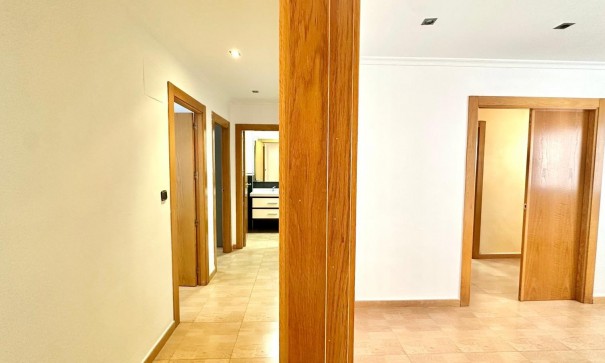 Sprzedaż - Apartament mieszkanie -
Torrevieja - Centro