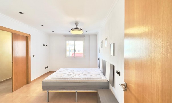 Sprzedaż - Apartament mieszkanie -
Torrevieja - Centro