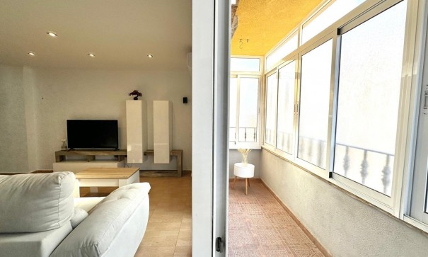 Sprzedaż - Apartament mieszkanie -
Torrevieja - Centro