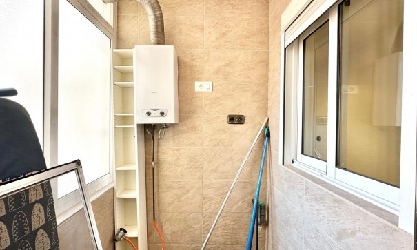 Sprzedaż - Apartament mieszkanie -
Torrevieja - Centro