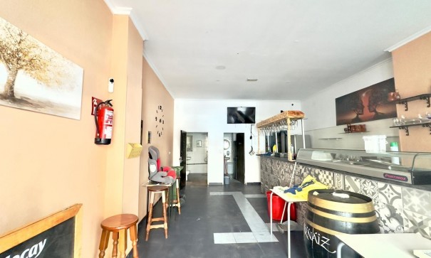 Sprzedaż - Reklama w telewizji -
Torrevieja - torrevieja