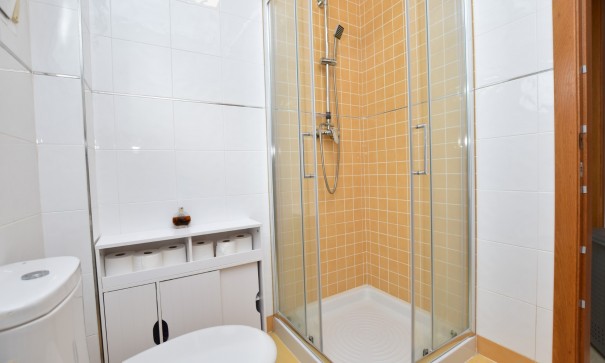 Videresalg - Fritliggende villa -
Algorfa - La Finca Golf Resort