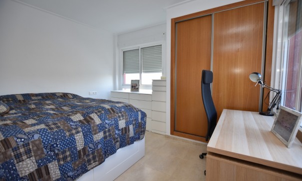 Videresalg - Fritliggende villa -
Algorfa - La Finca Golf Resort