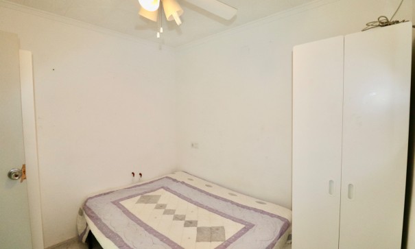 Sale - Town house -
Torrevieja - La Siesta - San Luis