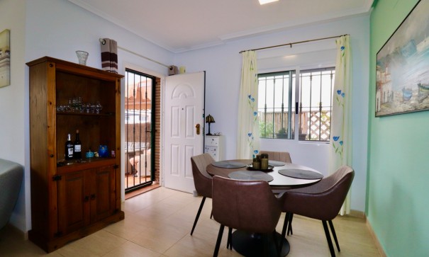 Sale - Detached Villa -
Guardamar del Segura - El Raso