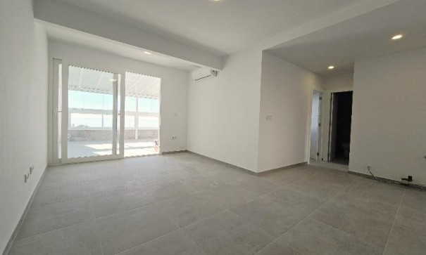 Sprzedaż - Apartament mieszkanie -
Torrevieja - Playa del Cura