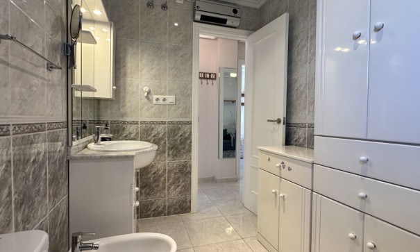 Herverkoop - Vrijstaande Villa -
Orihuela Costa - Los Dolses