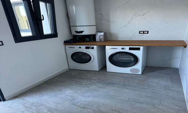 Återförsäljning - Fristående villa -
Rojales - Ciudad Quesada