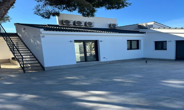 Återförsäljning - Fristående villa -
Rojales - Ciudad Quesada