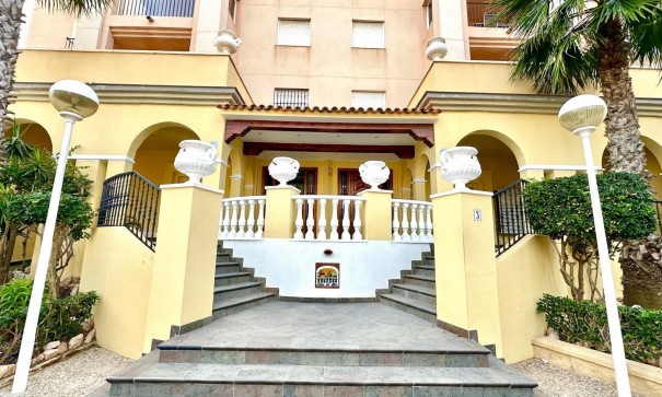 Sale - Apartment Flat -
Torrevieja - Los Frutales